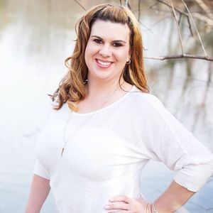 Meet your Posher, Leigha